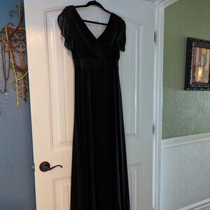 Ever Pretty Size Small Black Elegant Gown